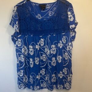 Crochet Floral Tunic Top in Blue Flowy Feminine Boho Hippie Plus Size
